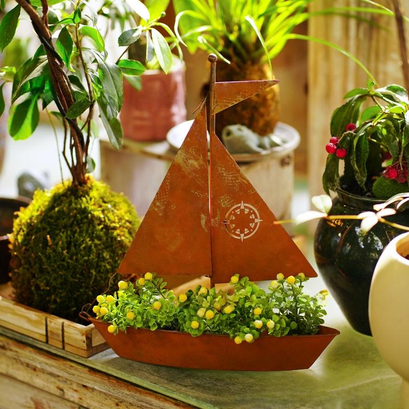 Creative 3D Rusty Sailboat Iron Succulent Planter Desktop Flower Pot for Home Garden Decoration Ornament