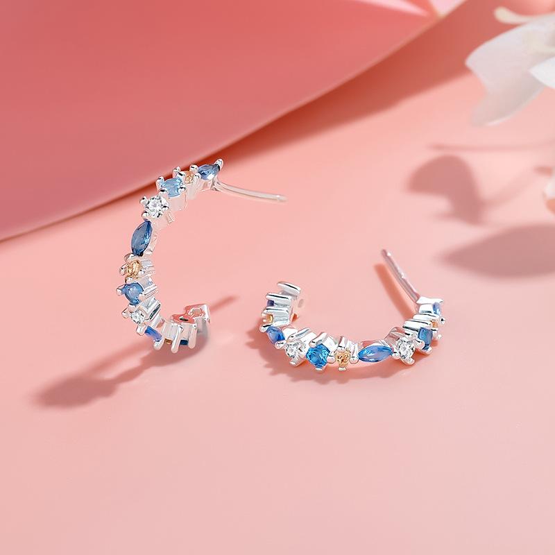 New Temperament Micro Inlaid Geometric C-shaped Gradient Earrings for Women Commuting Earrings