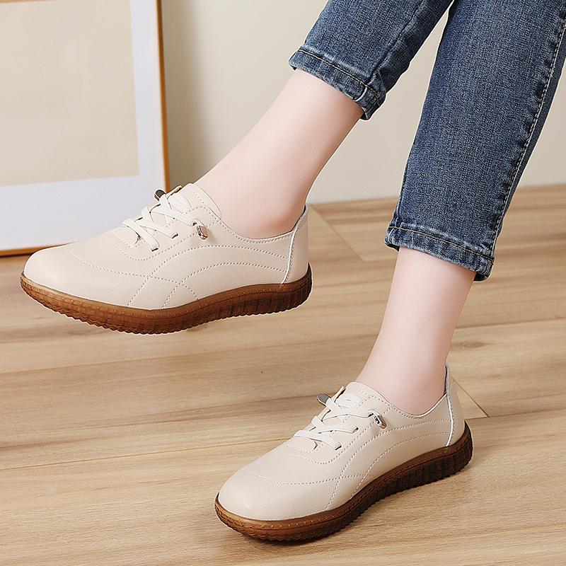 Women Soft Casual Shoes Loafers Simple Elegant Summer Sneakers Breathable Leather Moccasins Shoes Plus Size