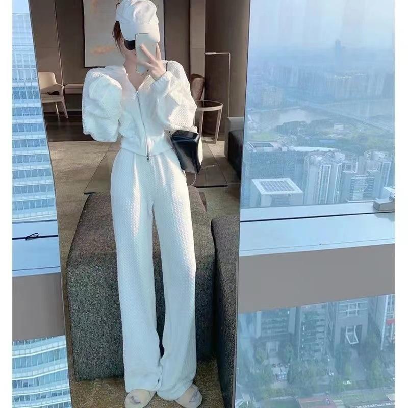 

Повседневный спортивный костюм женский весенний, осенний и зимний модный в западном стиле с уличным чувством, беговой свитер, брюки клеш, костюм-двойка XS белый