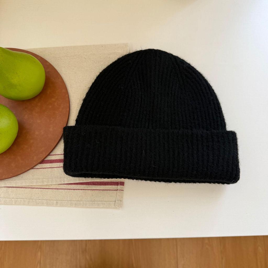 Wool Blend Beanie: Solid Color, Autumn/Winter, Stylish & Warm for Workwear and Hiking