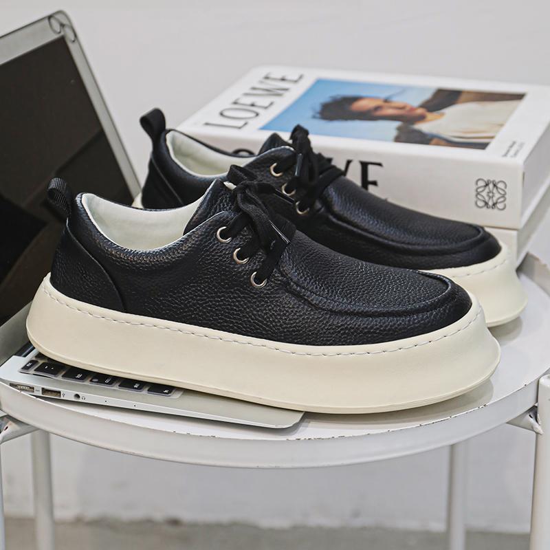 2025 Neue Herren Casual Leder Büro Schuhe Student Outdoor Trendschuhe Flache Designer Laufschuhe Rutschfest Low Top Schuh