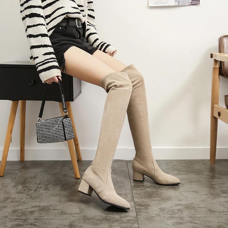 Botas de Moda Hasta el Muslo para Mujer 2025 Bota de Moda de Invierno Nuevas Botas por Encima de la Rodilla Zapatos de Mujer Tacones Altos Sexys Botas Rojas Cálidas de Piel Botas Negras