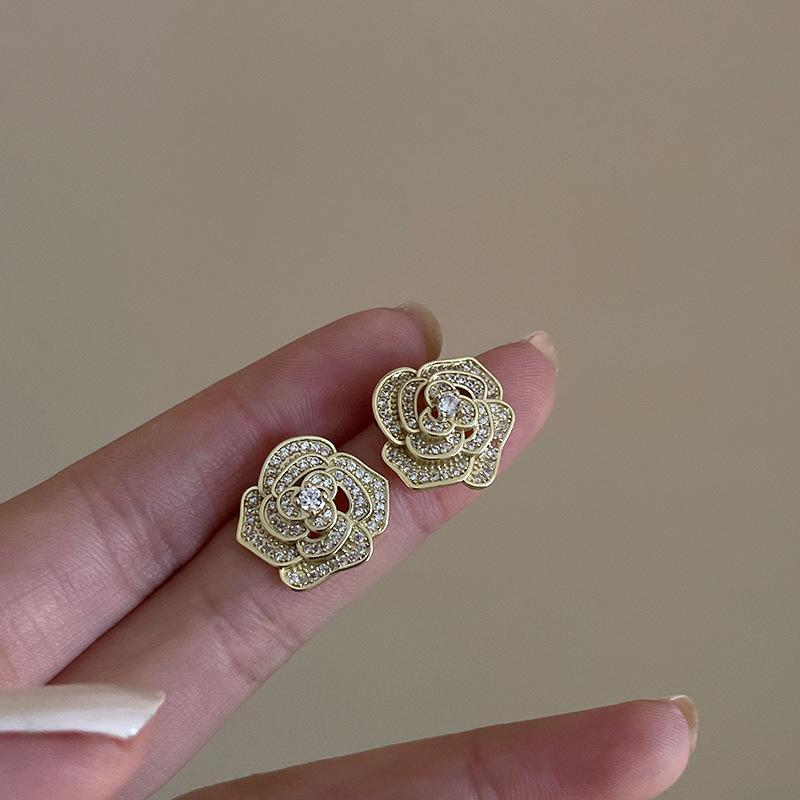 Diamond Camellia Earrings Simple Earrings Fashion Personality Earrings
