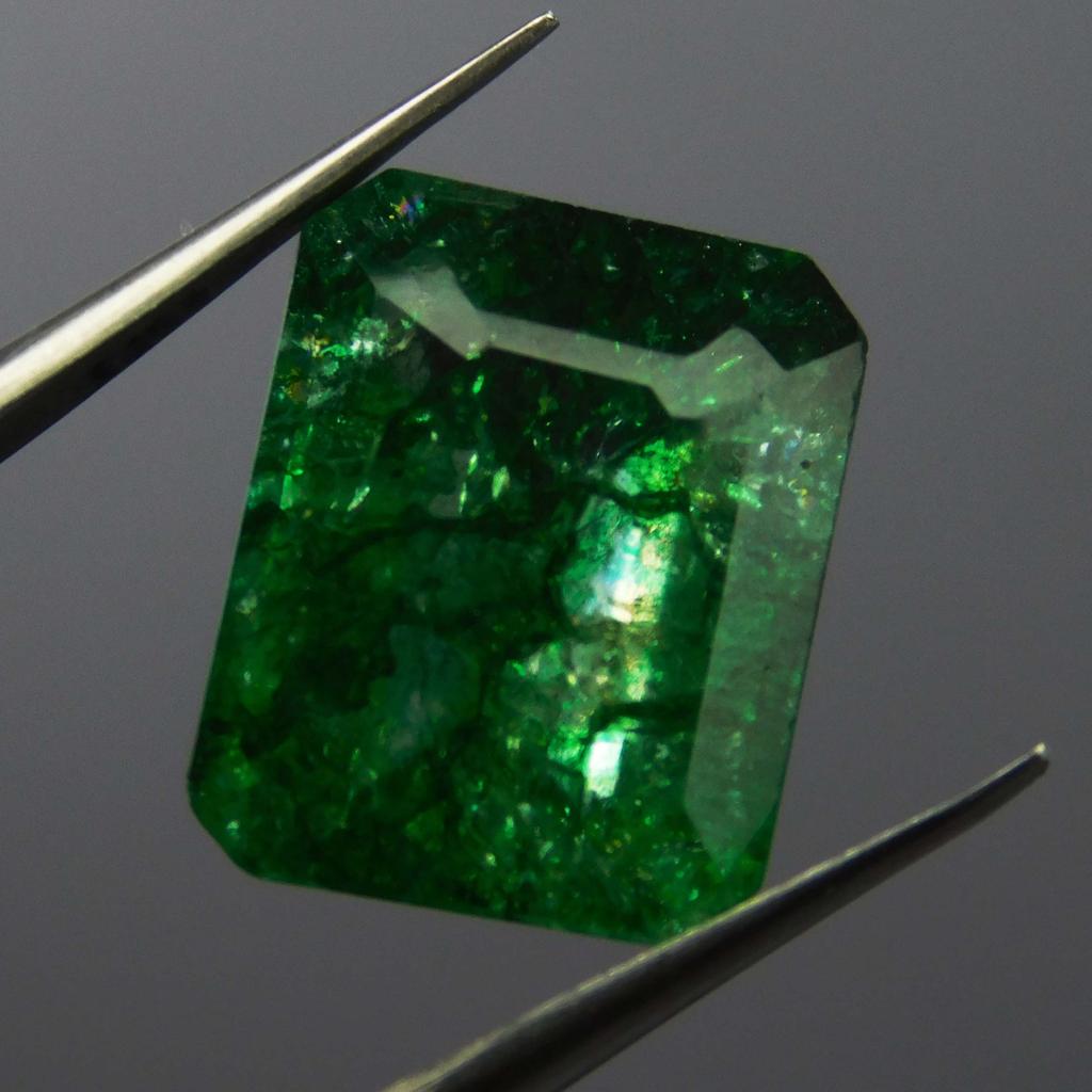 Green Emerald Colombian 8 Carat Natural CERTIFIED Emerald Cut Loose Gemstone A-3639b