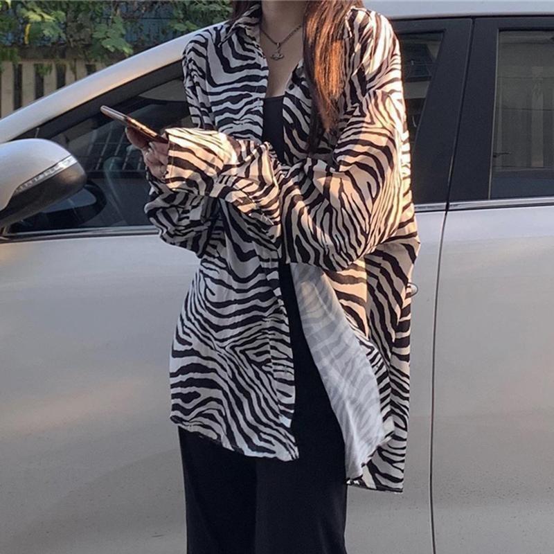 Zebra print shirt for women, 2024 new black and white Hong Kong style, loose and versatile casual long-sleeve top for women