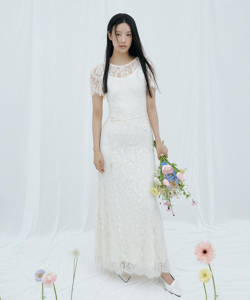 Lucirju Della Lace Dress & Signature Pearl Belt Set (Cream)