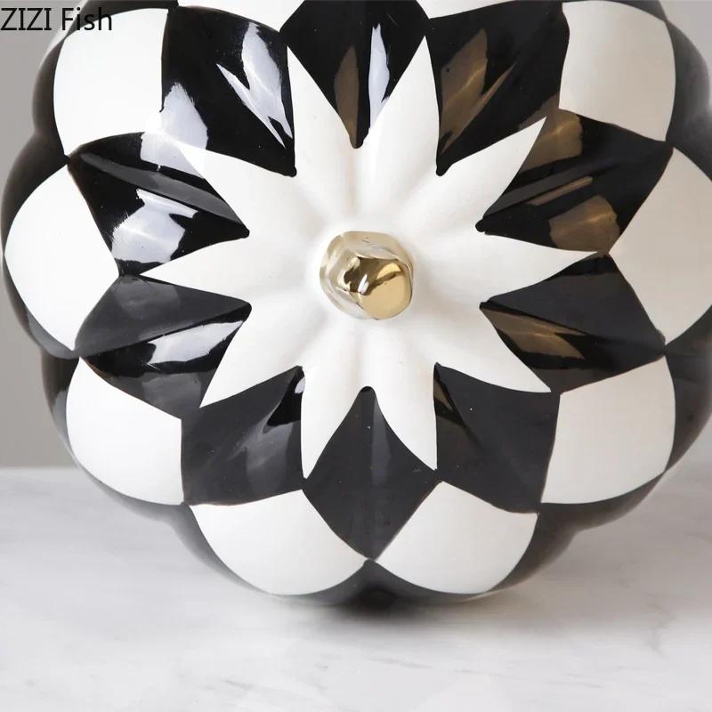 Black White Pumpkin Resin Statuette Ornaments Office Study Desktop Decor Modern Crafts Statue European Room Aesthetic Decor