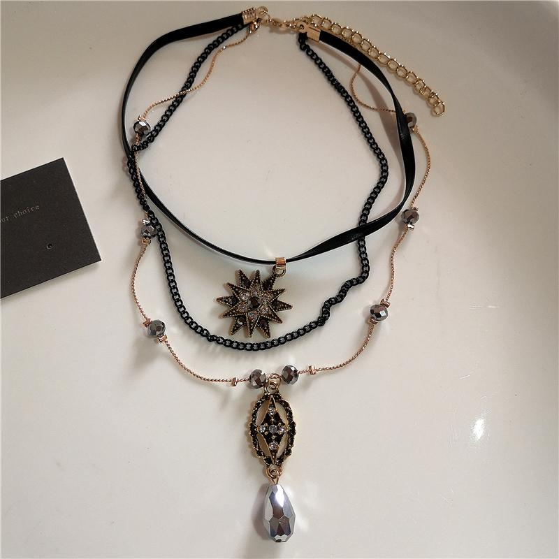 Vintage Leather Brown Stone Sun Pendant Beaded Choker Clavicle Chain Necklace For Women Unique Personalized Grunge Jewelry