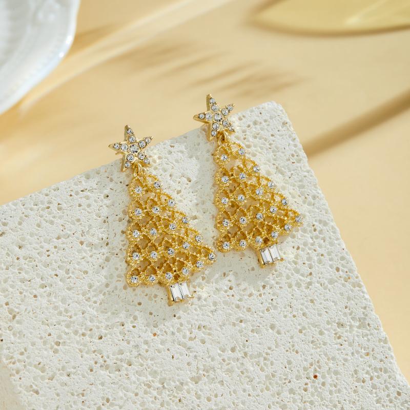 New Fashion Sweet Temperament Gold Color Christmas Tree Pendant Earrings for Women Christmas Light Luxury Shiny Party Jewelry