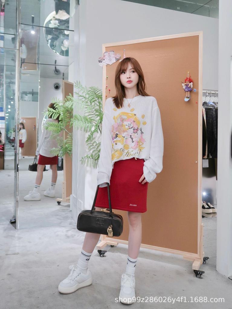 Nanyou New Spring Arrival: Wealth-Print Round Neck Loose Long Sleeve Women's T-Shirt