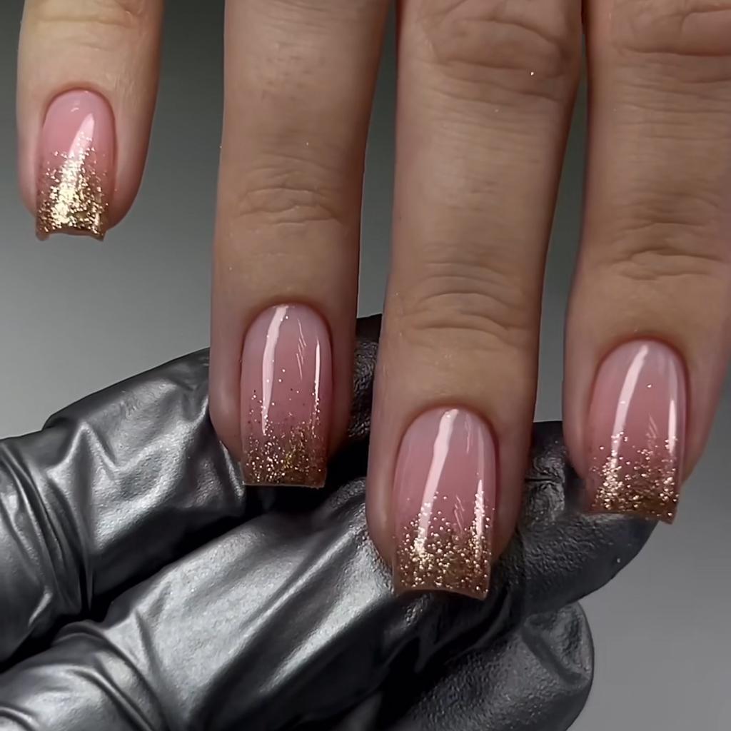 24pcs Golden Glitter Powder Gradient Nail Art Wear Short European Square Fake Nail Simple Nail