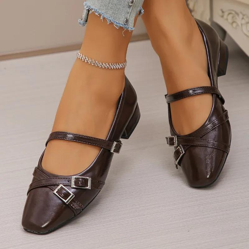 

Осенний темперамент квадратный носок мелкие одинарные туфли женские новые леопардовый принт металлическая пряжка низкий каблук Мэри-Джейн балетки 35 красный