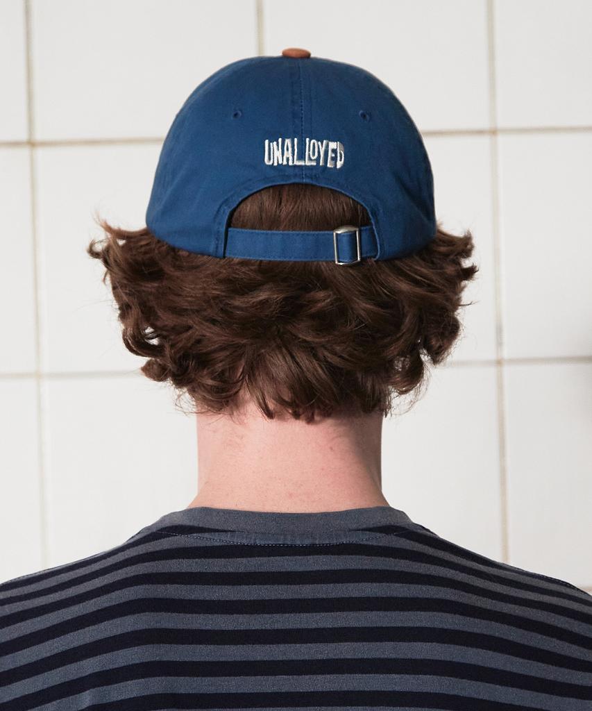 UNALLOYED U Logo Two-Tone Cap / Blue
