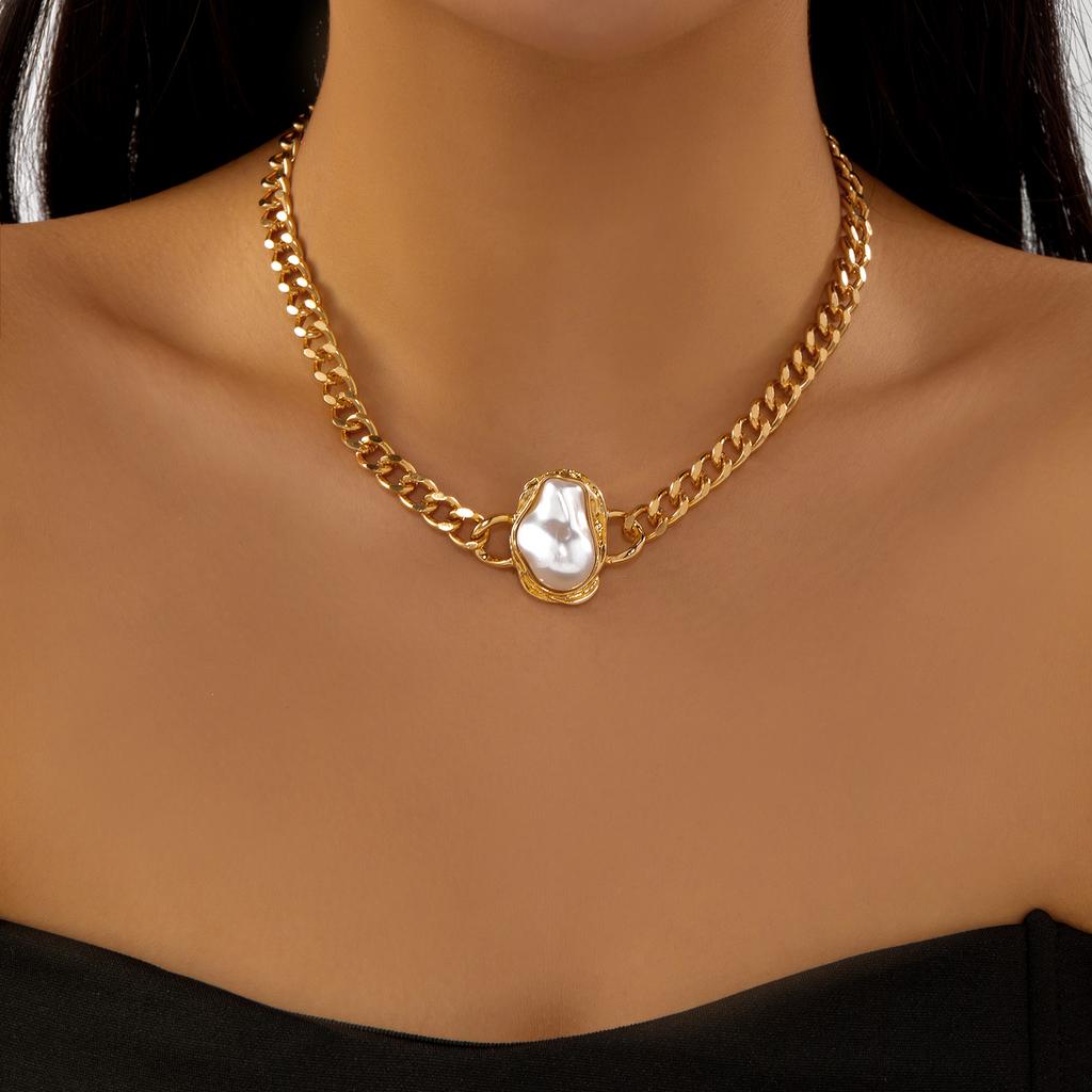 Vintage Metall Schlangenkette Perlenanhänger Halsketten für Damen Unregelmäßige Perlenohrringe Armband Set Hochzeits Schmuck Geschenke