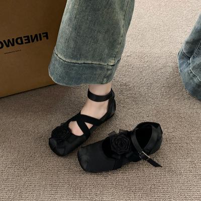 Retro Blume Kreuzriemen Einzelne Schuhe 2025 Sommer Flachmund Quadratischer Kopf Ballerinas Neue Chinesische Sanfte Flats
