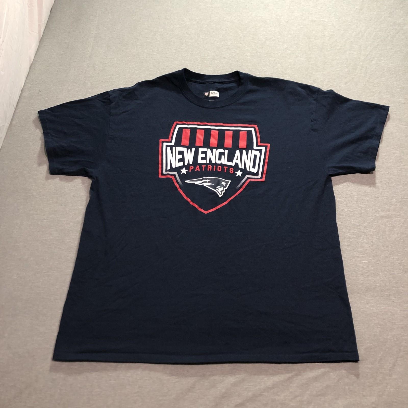 New England Patriots Football T Shirt Men s XL Graphic Print Lounge Blue Tee XL