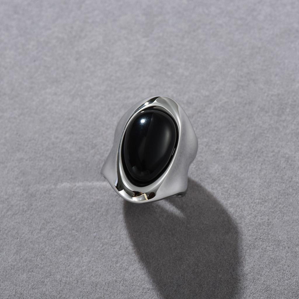 Niche High-End Cold Wind Irregular Copper Plated Platinum Inlaid Black Agate Ring, Unique Personality Trend Ring