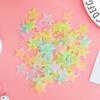 100 Stück 3cm 3D Plastiksterne Leuchtende Wandaufkleber Schlafzimmer Party Klassenzimmer Selbstklebende Fluoreszierende Dekoration