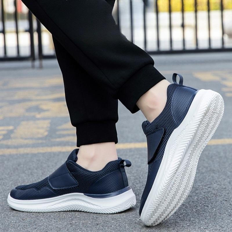 2025New Mens Shoes Mesh Breathable Sneakers Lightweight Walking Flats Soft Sole Comfort Casual Shoes Orthopedics Wide Feet Shoes