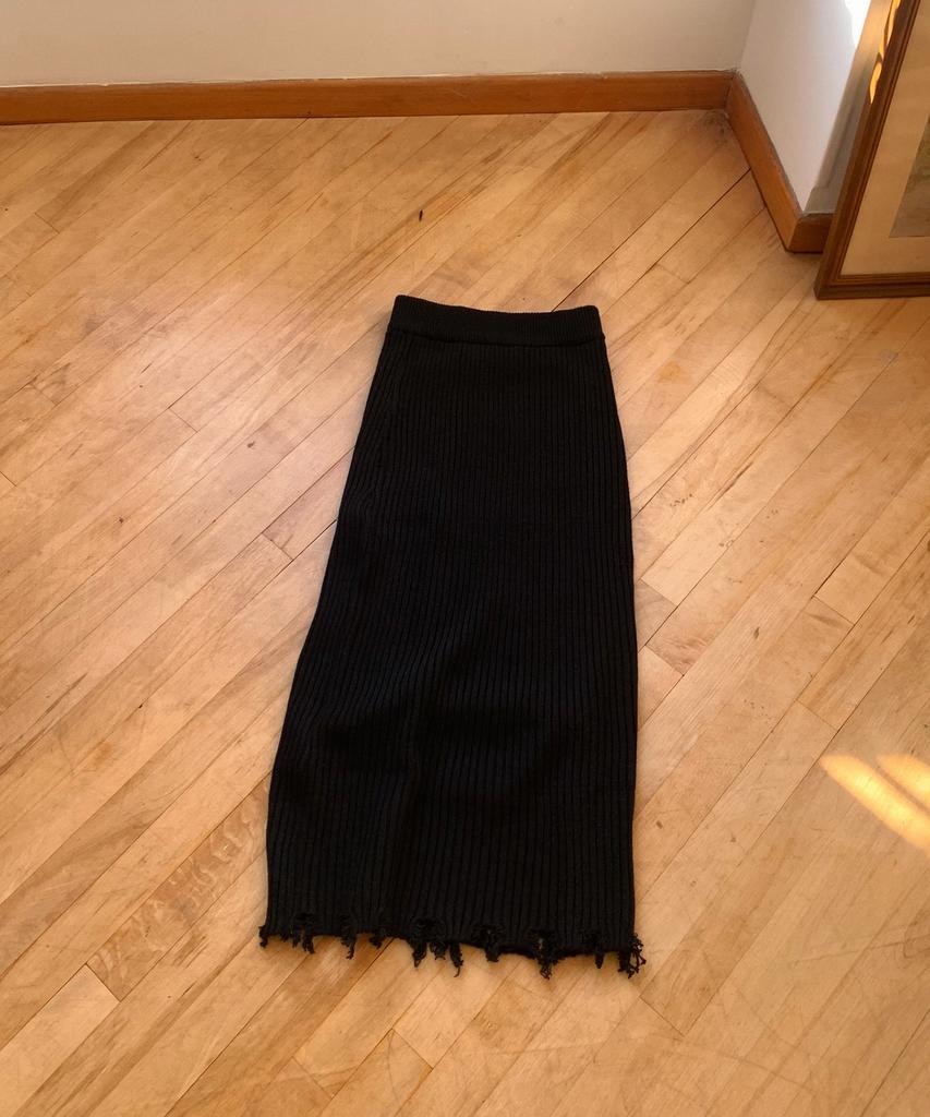 Hakesh Damaged Skirt_Black