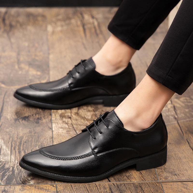 

Мужские деловые туфли из кожи, модные, 48 размера, мужские туфли из кожи на шнуровке, тренд, британский стиль, заостренные кожаные туфли 38 чёрный