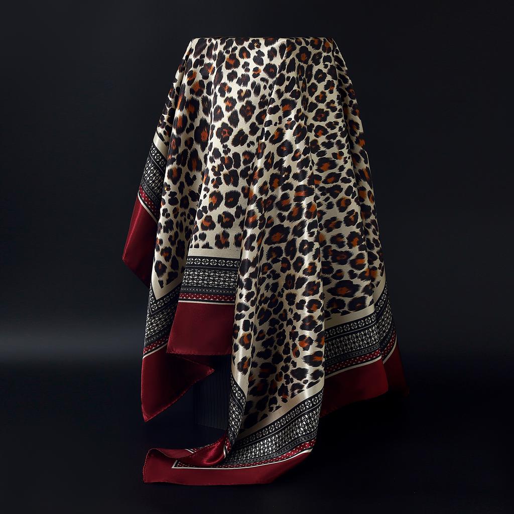 Europe America Kerchief Four Seasons Popular Silk Scarves Luxury Style Sunscreen Square Shawls New Fashion 90X90CM Headcloth