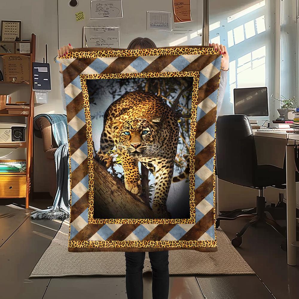 1Pc Lepoard Puzzle Print Flannel Blanket, High Quality Comfortable for All Seasons, Home Decor, Warmth and Comfort, Perfect for Christmas Gifts