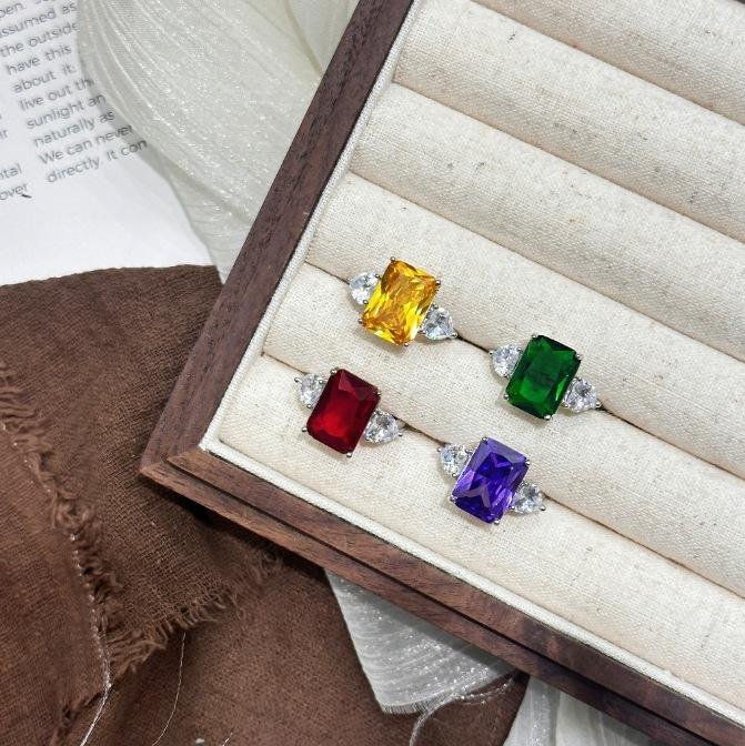 Hot Selling Seiko Heart Edge Diamond Square Zirconium Color Treasure Ring Luxury High Carbon Diamond Ring