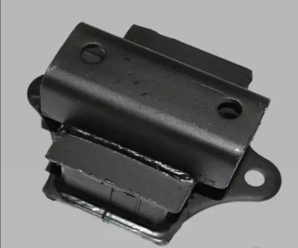 

Mitsubishi Pajero Montero CUSHION ENG RR MOUNTING MB581455 1 Genuine JDM OEM