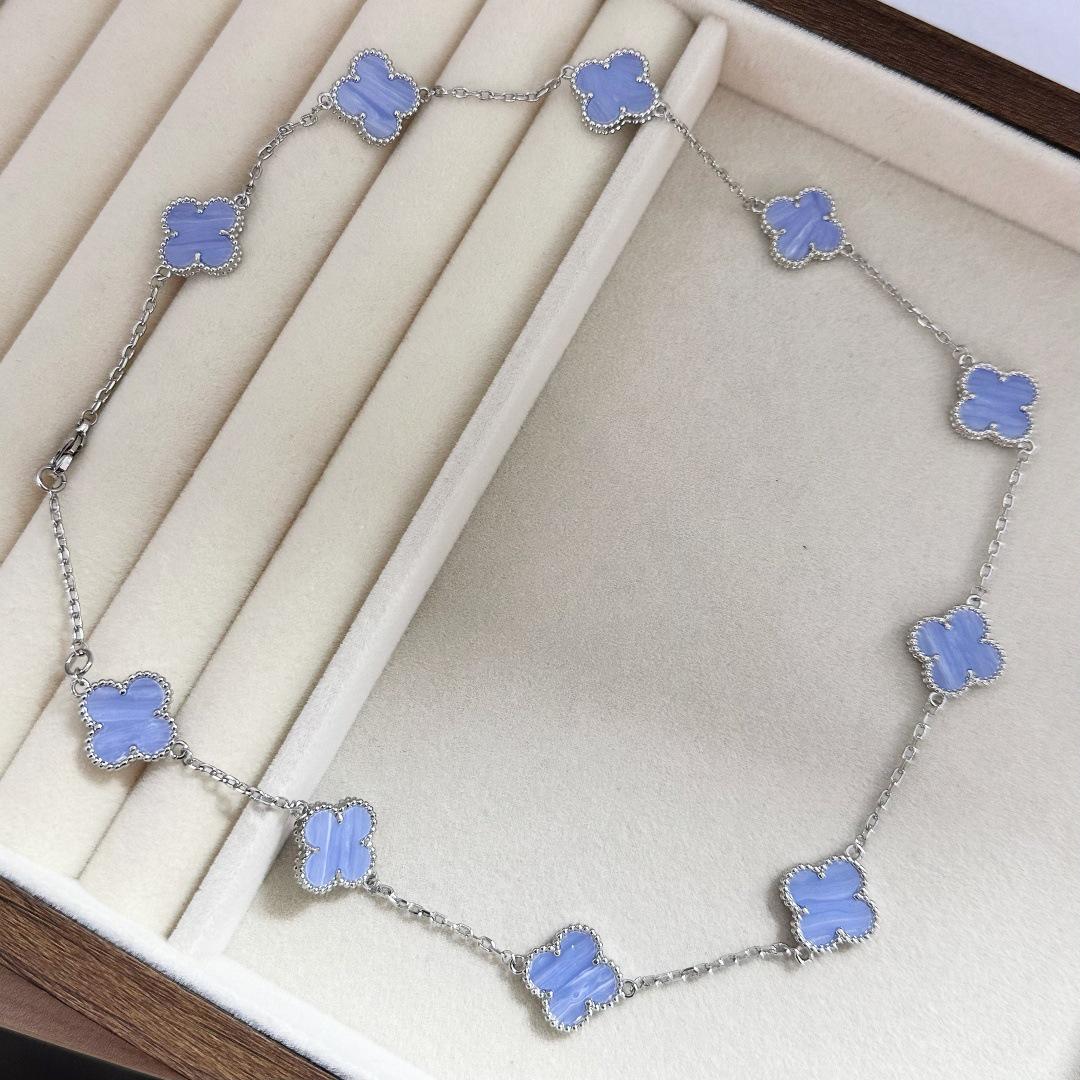 

Elegant Purple Chalcedony Four-Leaf Clover Necklace: Light Luxury Fashion, Versatile and Chic Clavicle Chain for Women. 14k