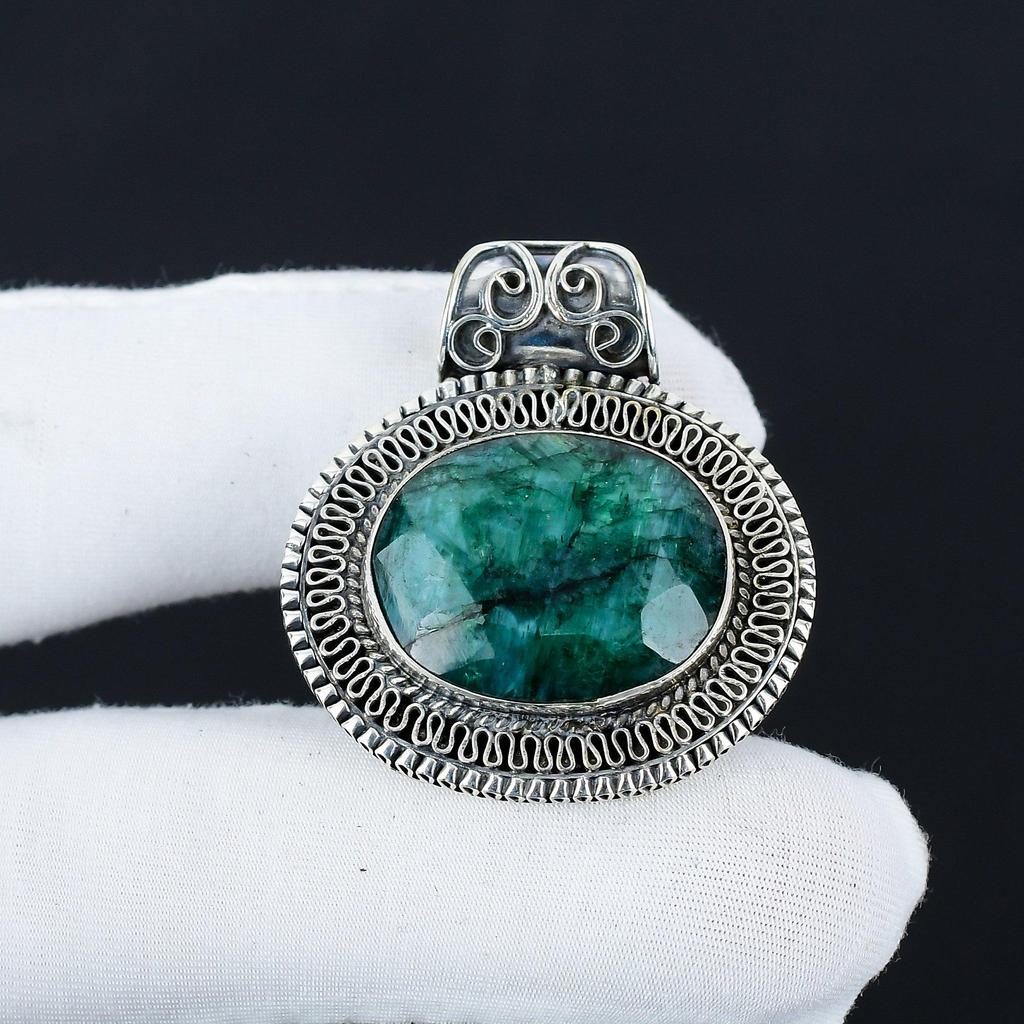 Beautiful Emerald Gemstone Silver Pendant In 925 Sterling Silver- Handmade Design, Everyday Wear Jewelry, Antique Pendant Easter Gifts