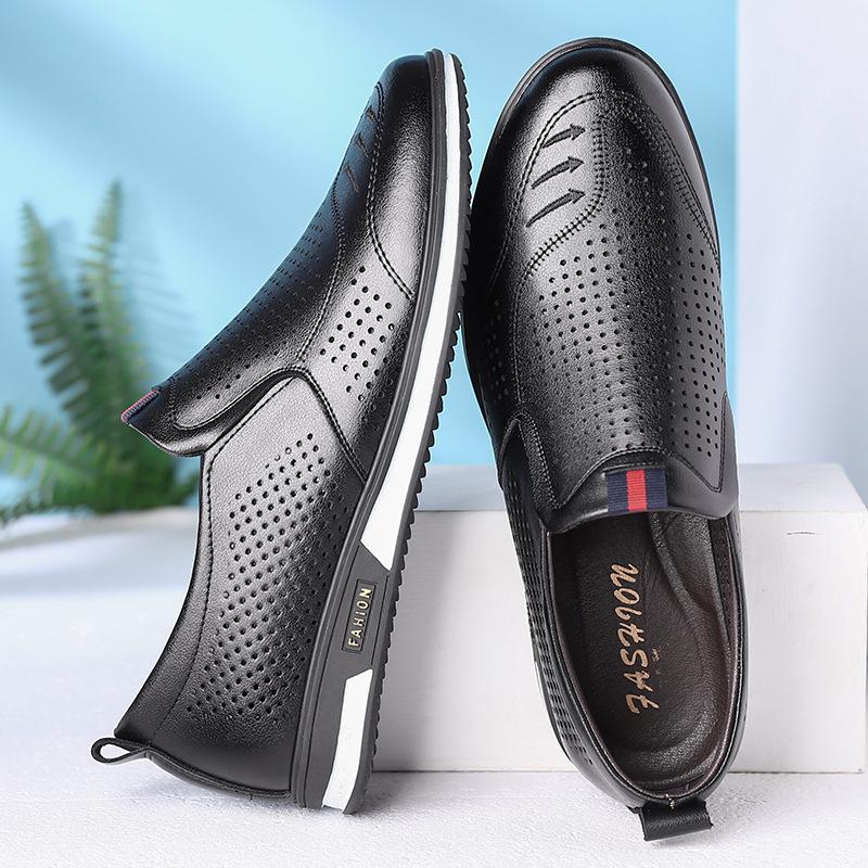 2025 Summer Leather Shoes Soft Leather Men's Shoes Soft Soles Men's Business Casual Shoes Summer Hollow Sandals Overalls Doudou Shoes