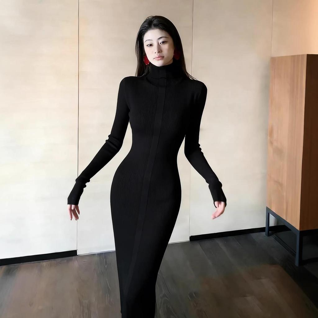 Women's Black High-Neck Knit Dress - Elegant Old Money Style Slim-Fit Hip-Hugging Long Dress for Autumn/Winter.