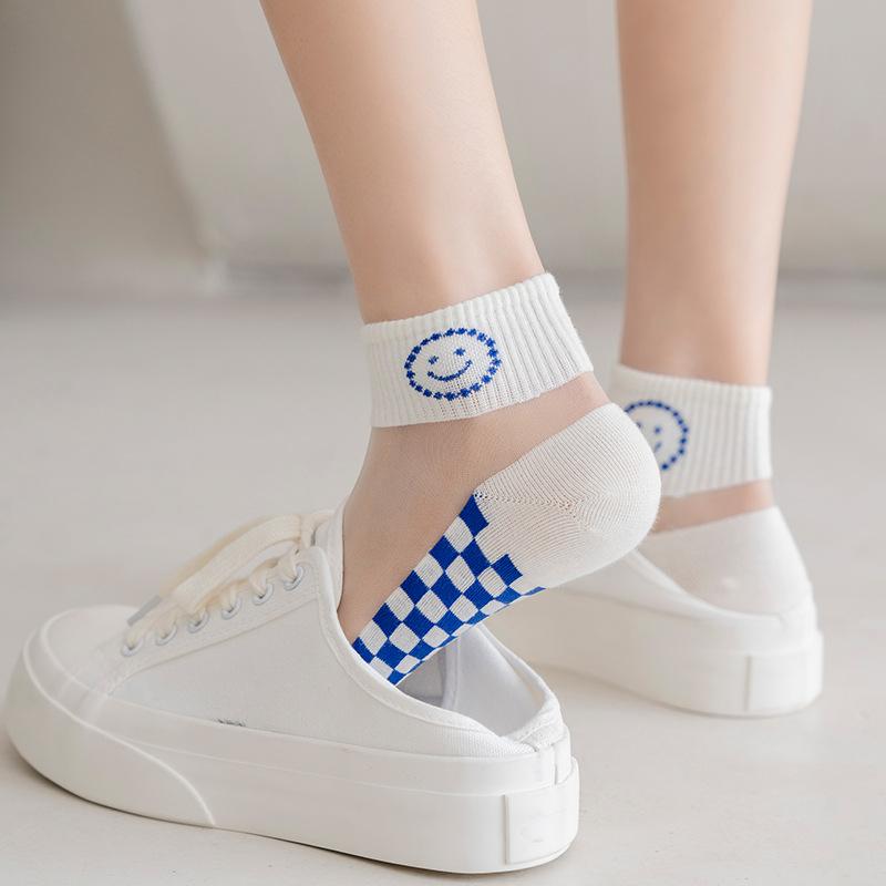 Women's Spring and Summer Light and Trendy Invisible Short Socks Blue Cartoon Smiling Face Glass Sole Boat Socks
