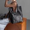 Women's Winter Tote Bag Vintage Fashion Large Capacity Premium Underarm Bag Niche Design Bucket Handbags