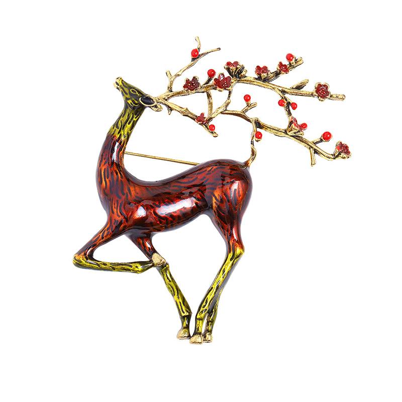 Oil Dripping Elk Animal High-end Christmas Brooch