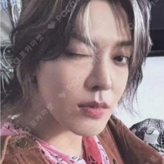 

Smtown Sm 30-летняя юбилейная куртка-коуч Nct Юта Набор карточек Нераспечатанный