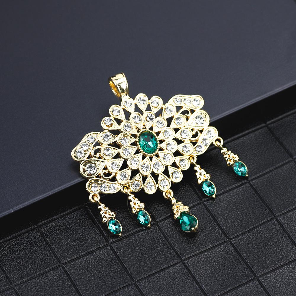 Přívěsek Dámský šperk na dvojí použití Wedding Bijoux Gold Color Crystal 2023