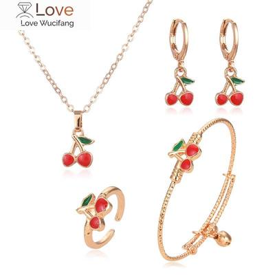 Designnew Cute Red Cherry 4 piese Fete Copii Cadou Set de bijuterii drăguț pentru copii