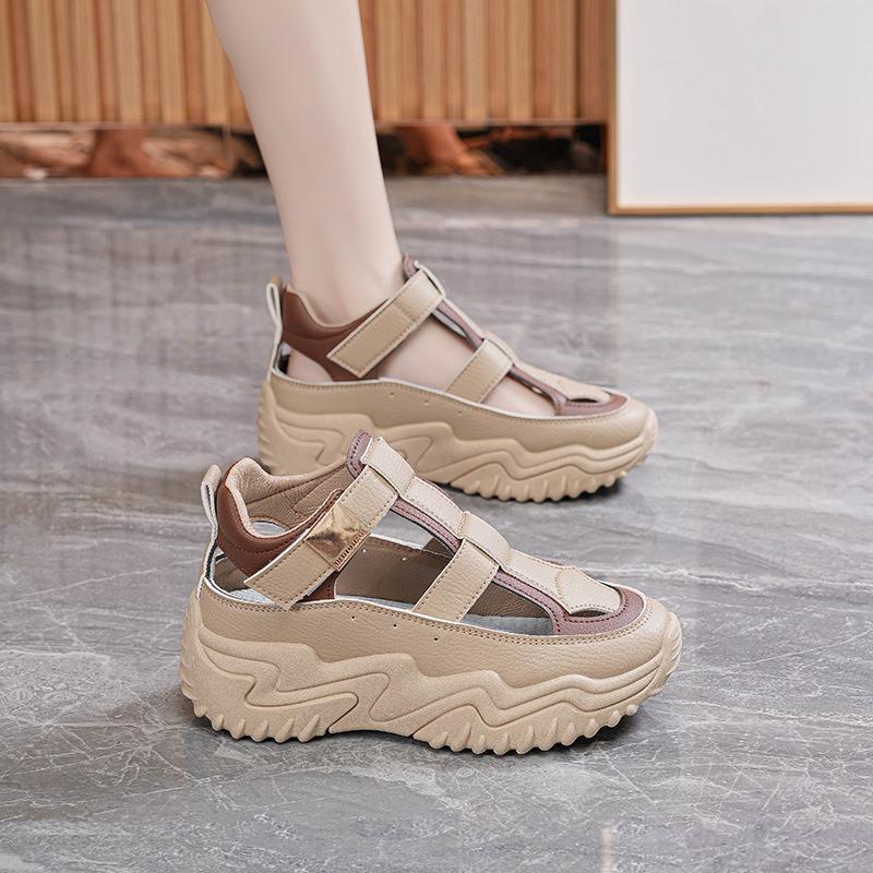 Damen Koreanischer Stil Atmungsaktiv Ausgeschnitten Dicke Sohle Höhensteigernd Lässige Sandalen