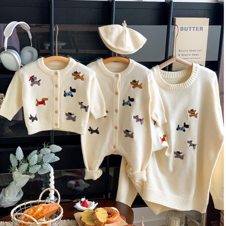 Koreanischer Cartoon-Hund Kaschmirpullover für Kinder - Rundhals-Strickware für Babys und Kinder - Entzückende Familien-Outfits