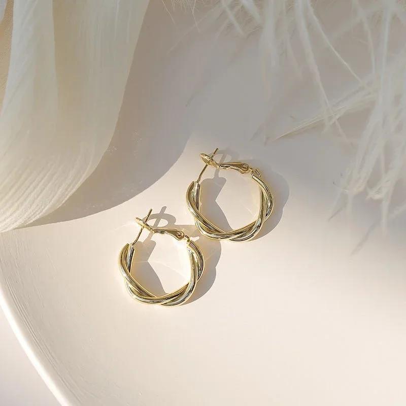 French vintage earring Breeze Blue with Enamel Oil Dropping Spiral Pattern Earrings for Women Party Birthday Custom Zircon Gift