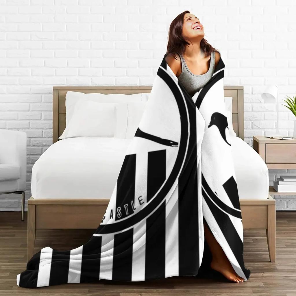 Newcastle - Magpies Decke Weiche Warme Flanelldecke Tagesdecke Bettwäsche für Bett Wohnzimmer Picknick Reise Zuhause Couch