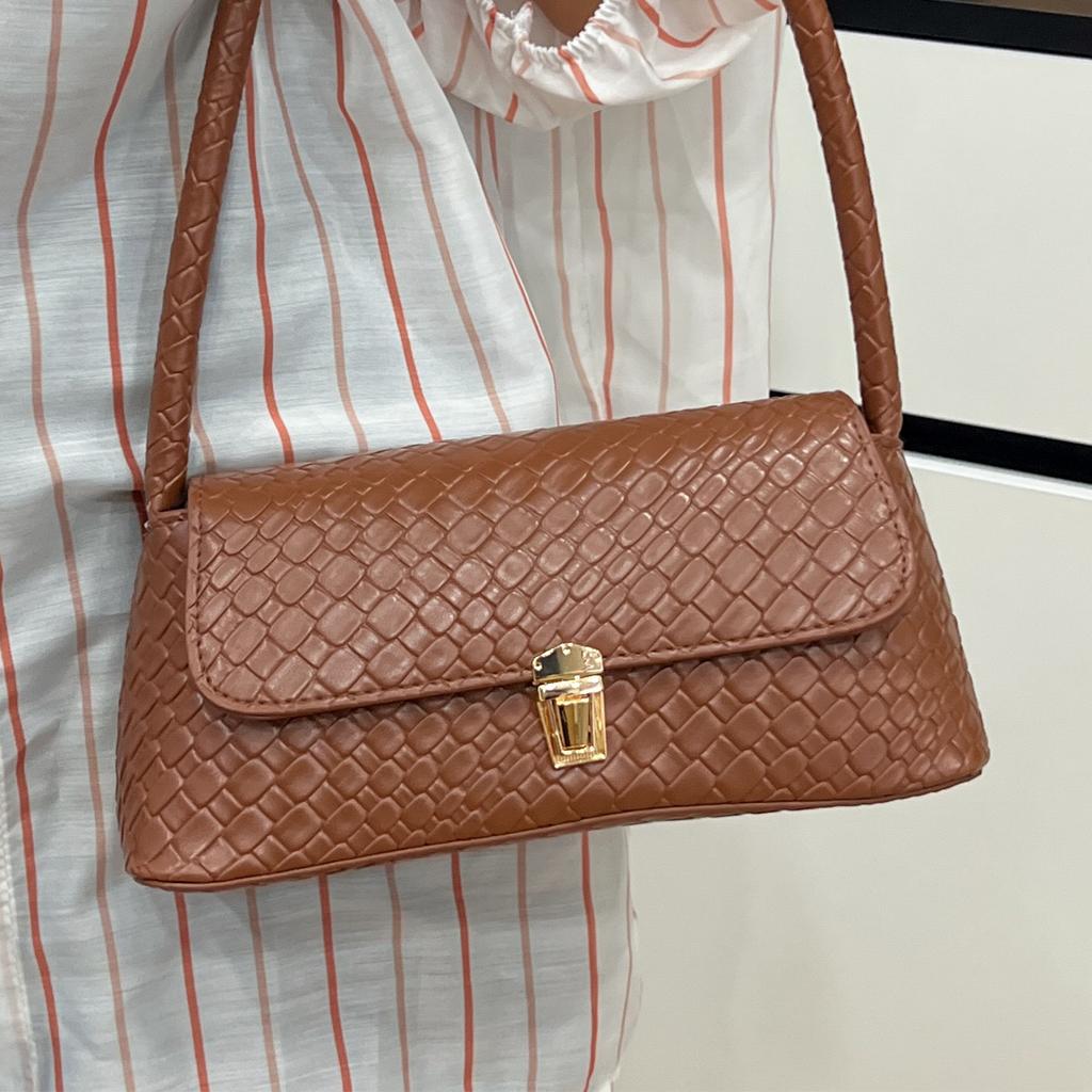 European and American fashion retro niche woven bag small bag women's 2025 new versatile casual portable shoulder armpit bag