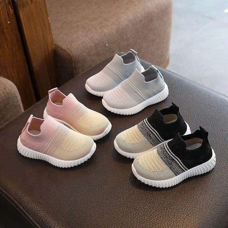Baby Joggesko Mote Barn Flats Spedbarn Barn Baby Jenter Gutter Ensfarget Stretch Mesh Sport Løpe Joggesko Sko