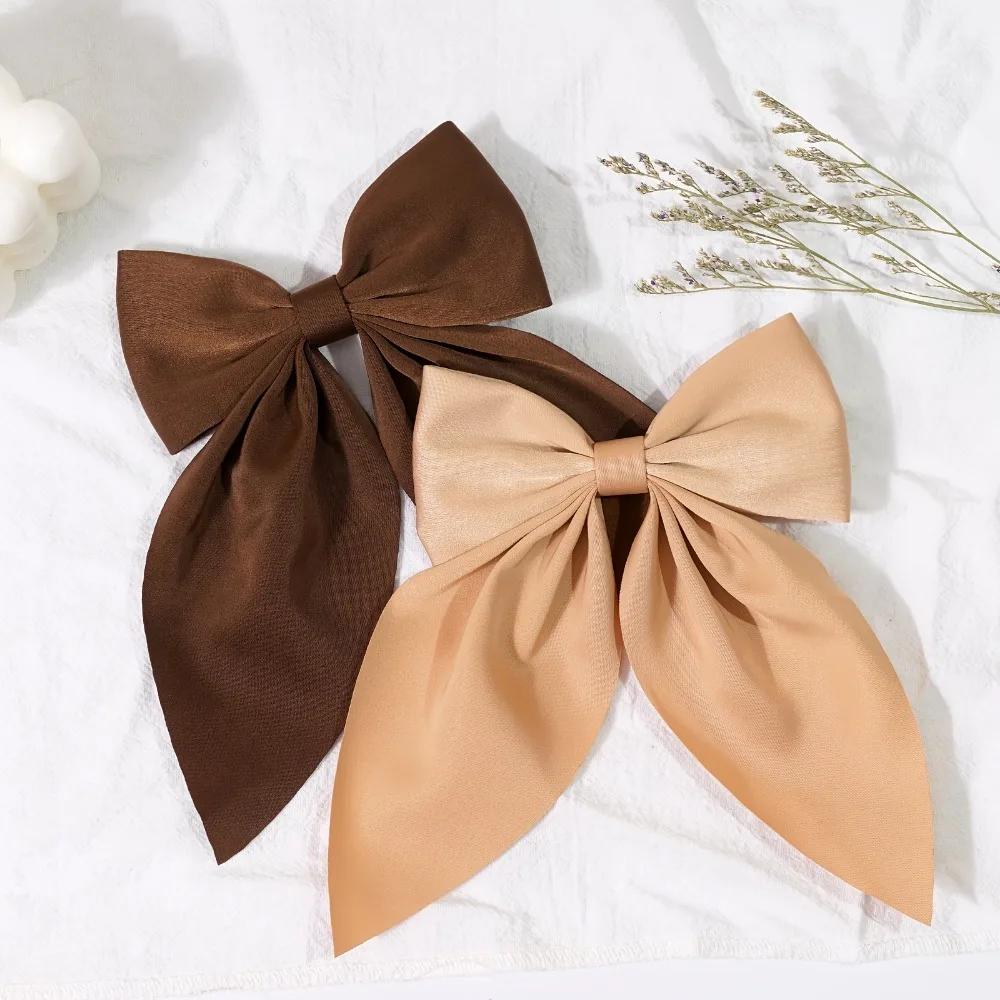 1pc Satin Large Bow Hair Clip, Securely Fastened Without Slipping, Suitable for Daily Commuting, Dating, and Photography
