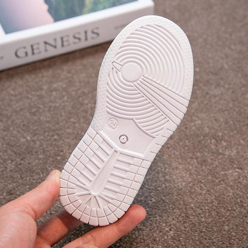 Performance classmates children's little white shoes boys' shoes 2025 spring and autumn new student girls white sports shoes