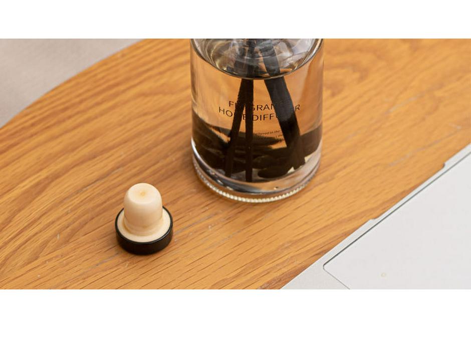 Rattan Glass Aromatherapy Diffuser: Flameless Essential Oil Decor for Home, Bedroom & Hotel