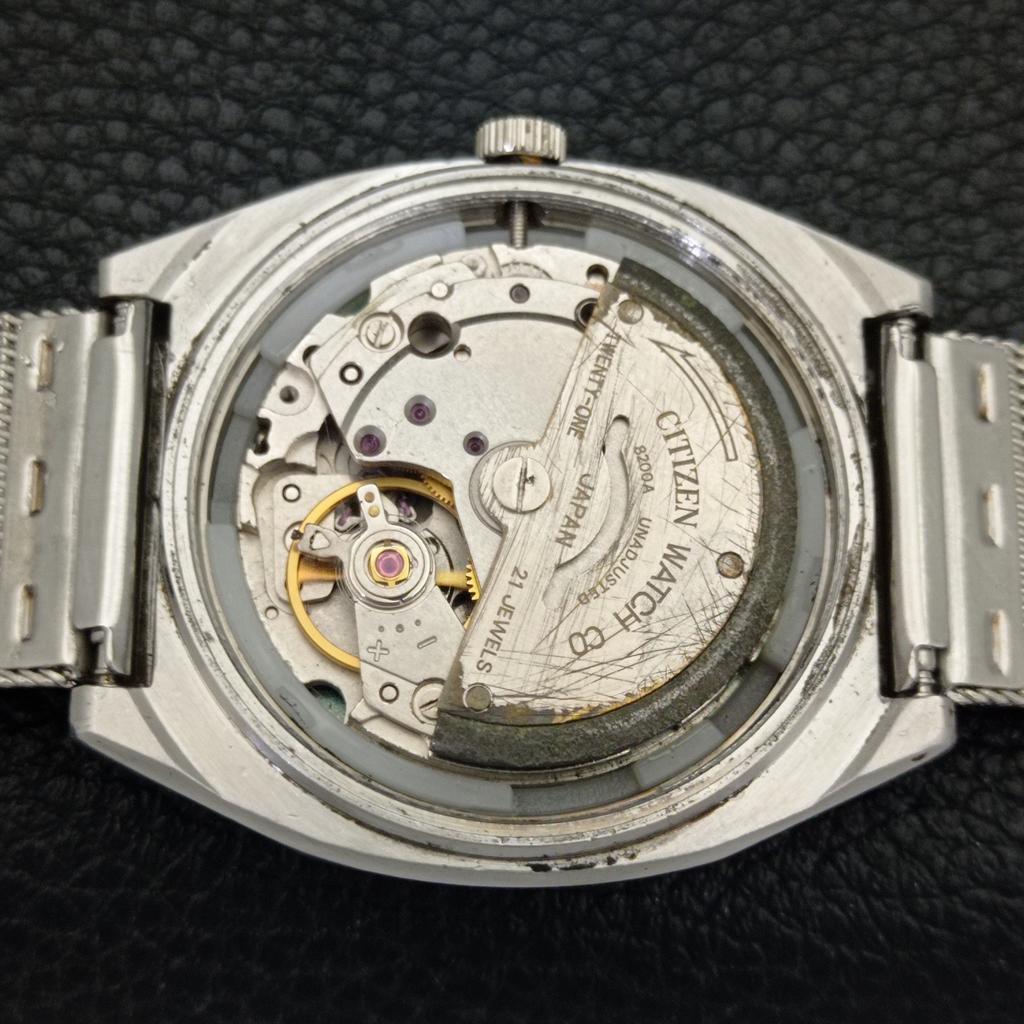 JAPAN VINTAGE CITIZEN AUTOMATIC 8200 MENS GOLDEN COLOR DIAL WATCH a702126-5 R208-a702126